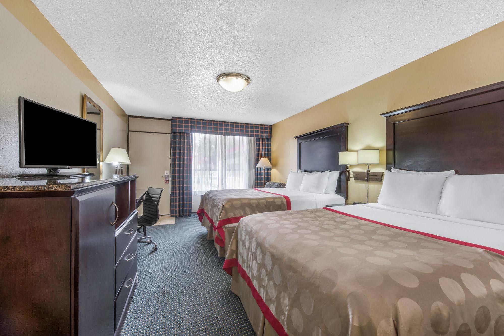 Hotel Ramada New Braunfels Esterno foto